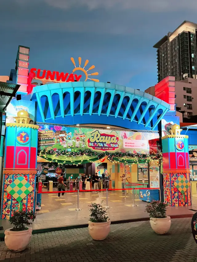 Sunway Lagoon: Ultimate Spring Adventure