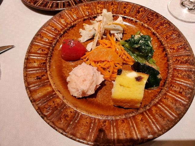 [🇯🇵軽井沢] ピレネーで堪能した絶品ステーキ — 味と雰囲気が魅力のレストラン