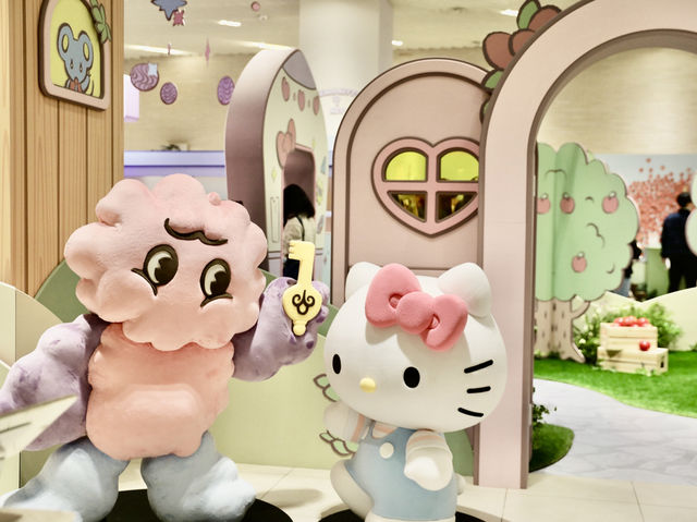 首爾｜這間快閃店連路人都瘋狂排隊  Hello Kitty × Key聯名快閃店粉紅控千萬別錯過的少女心天堂