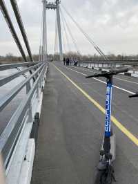 A bridge connecting with the vehicle free island 