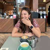 a nice cafe with good food