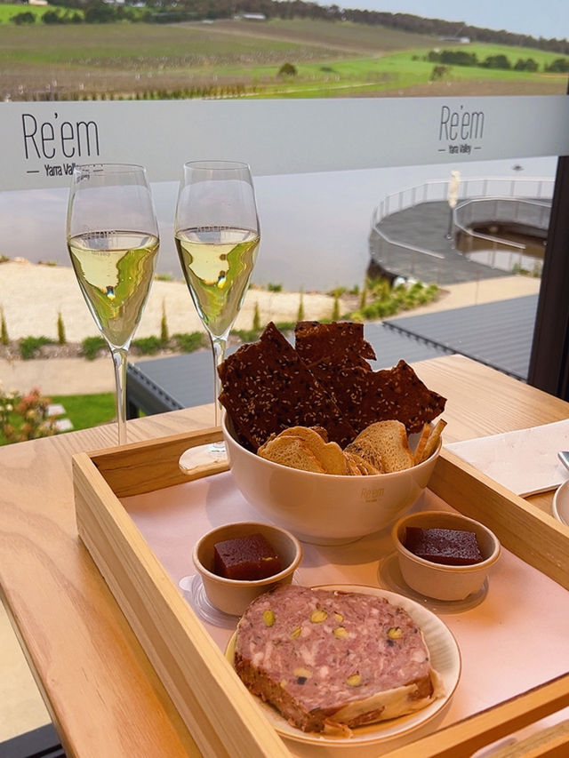 Luxe Vineyard Escape at Re’em Yarra Valley Australia 