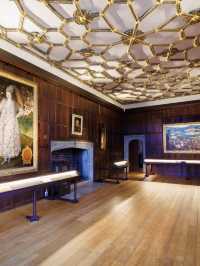 Hampton Court Palace