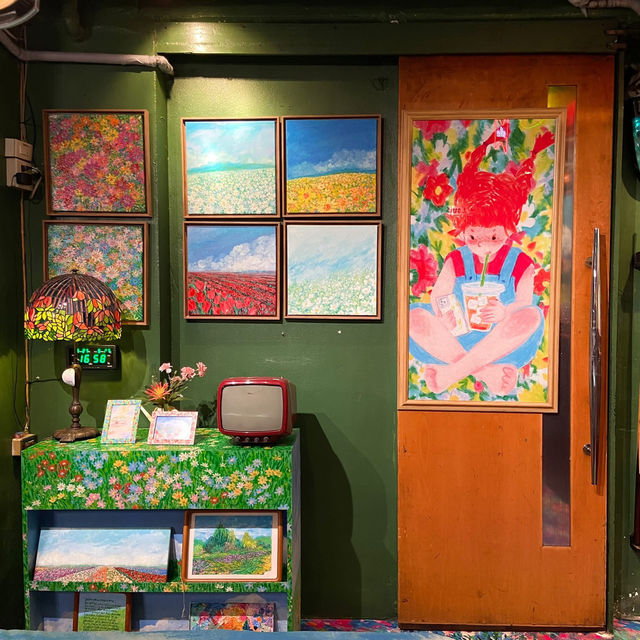 Tuba: Bangkok’s most eclectic cafe