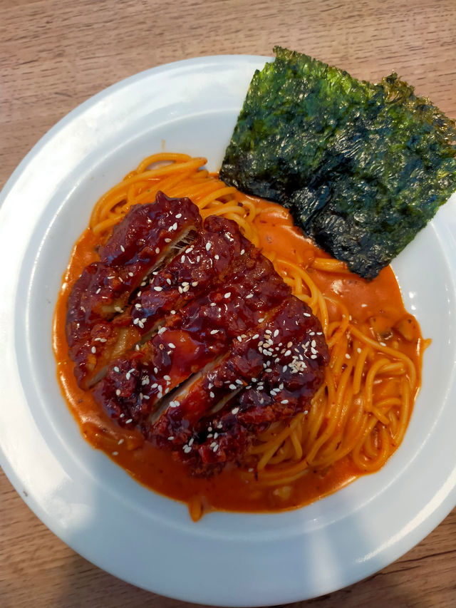 Fueling the foodie within - CRAVEAT 🍽️