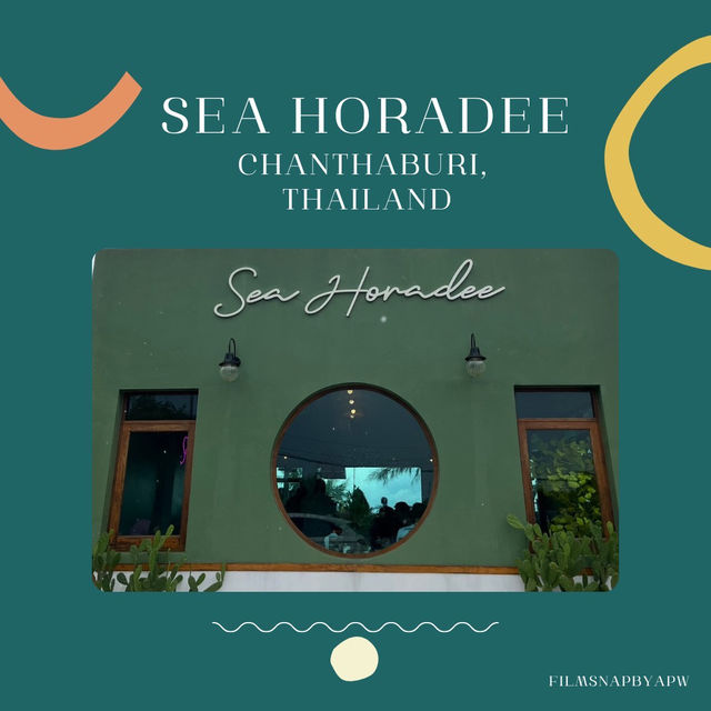 Sea Horadee คาเฟ่ที่พนักงานใจบริการเกิน100