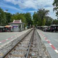 สะพานประวัติศาสตร์🚝สะพานข้าแม่น้ำแคว กาญจนบุรี