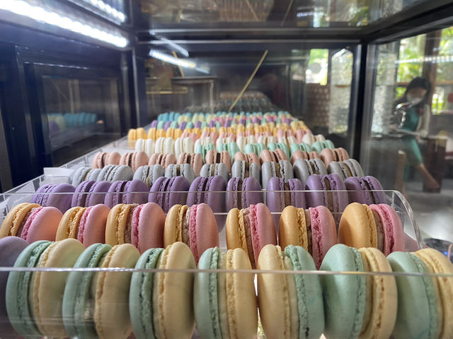 เลอกองเก่า cafe’ de phraeris คาเฟ่ในตึกเก่า