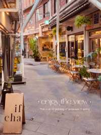 Haebangchon Sinheung Market: A Taste of Global Charm in Seoul
