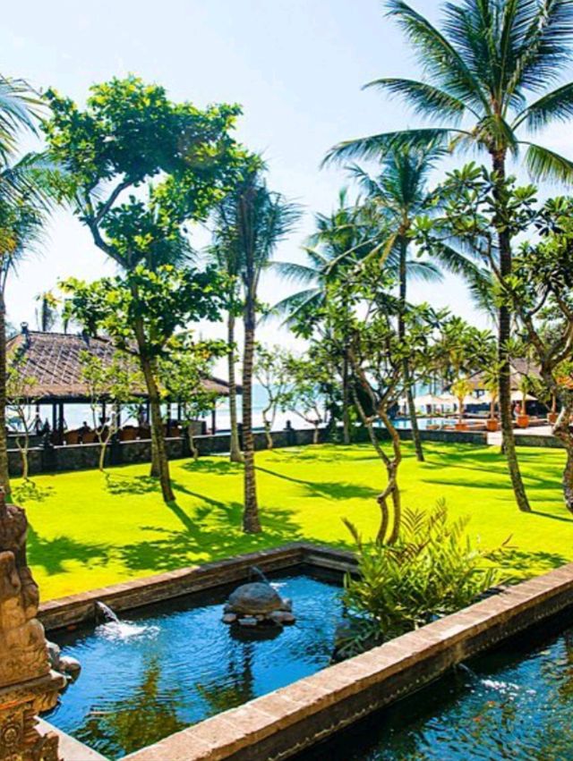 Enjoy Delicious food:The Legian Bali Hotel  🏖️✨