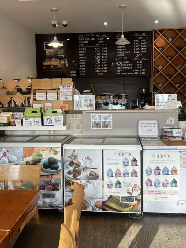 🍵 전통과 현대가 어우러진 힐링 공간, 모시로