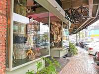 "Ipoh's Artistic Urban Retreat"