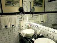 "Ipoh's Artistic Urban Retreat"