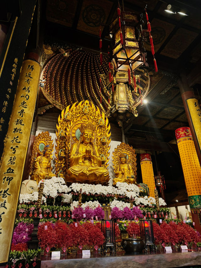 🛕Longhua Temple — วัดไวรัลที่ชาวไทยไปเยือนSHแนะนำ