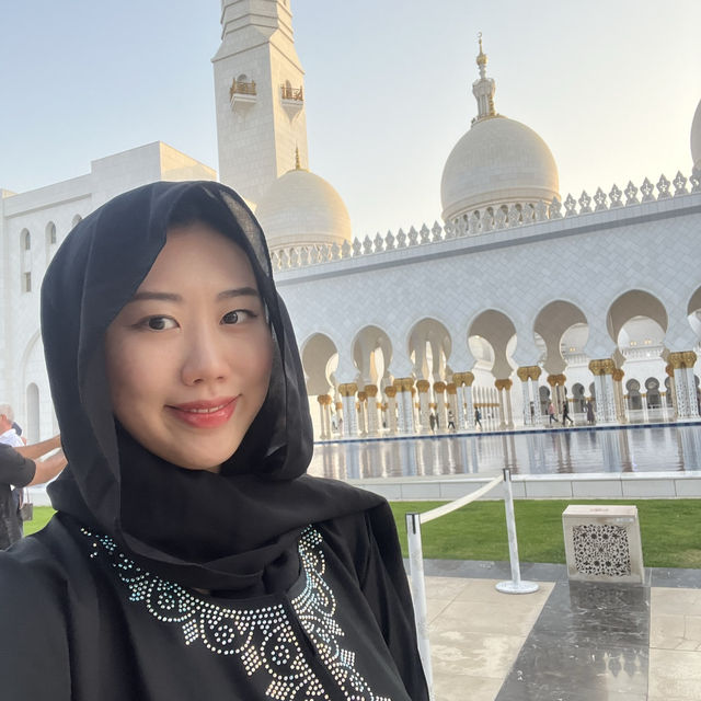 아부다비에서 꼭 가봐야 할 랜드마크! 🕌 셰이크 자이드 그랜드 모스크