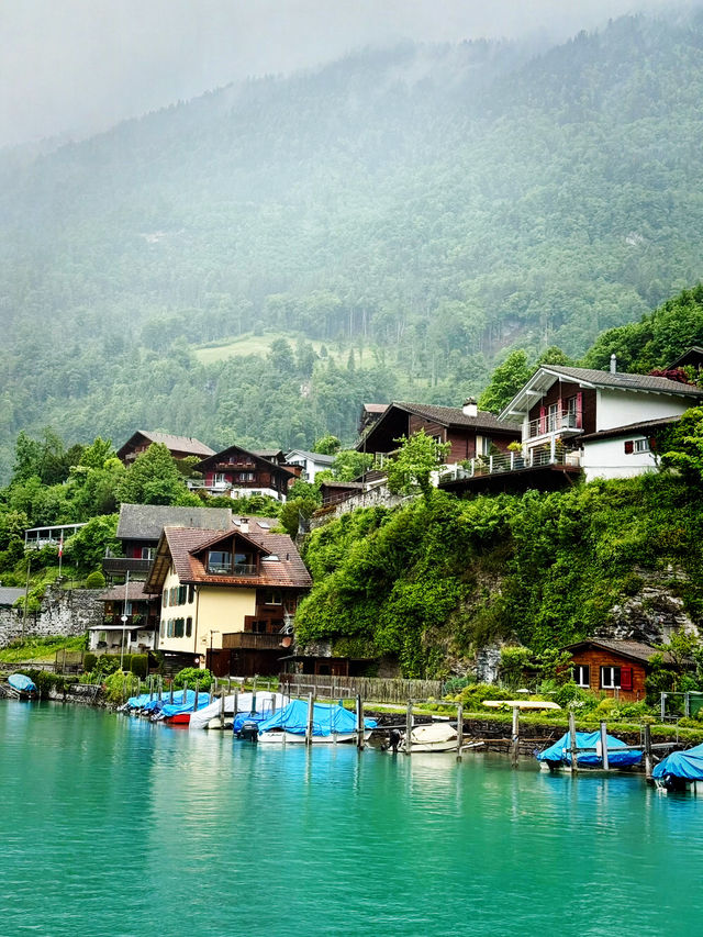 Why the Lake Brienz Quay Experience Delights