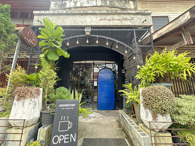 Arch craft cafe