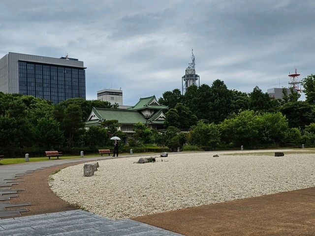 富山城跡公園，城市中的綠意時光