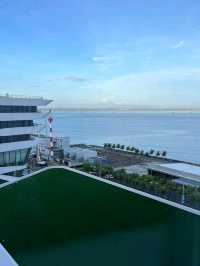 🌊 Conrad Manila: Bayfront Bliss & City Glam ✨🏙️