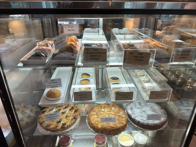 Convenience Meets Comfort: Breakfast at PALA Pizza Romana & Bistrot, Bangkok