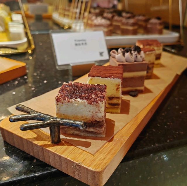 金茂深圳JW萬豪酒店豐富自助餐食