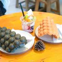 คาเฟ่บุรีรัมย์ ไอศครีมโยเกิร์ตโฮมเมด