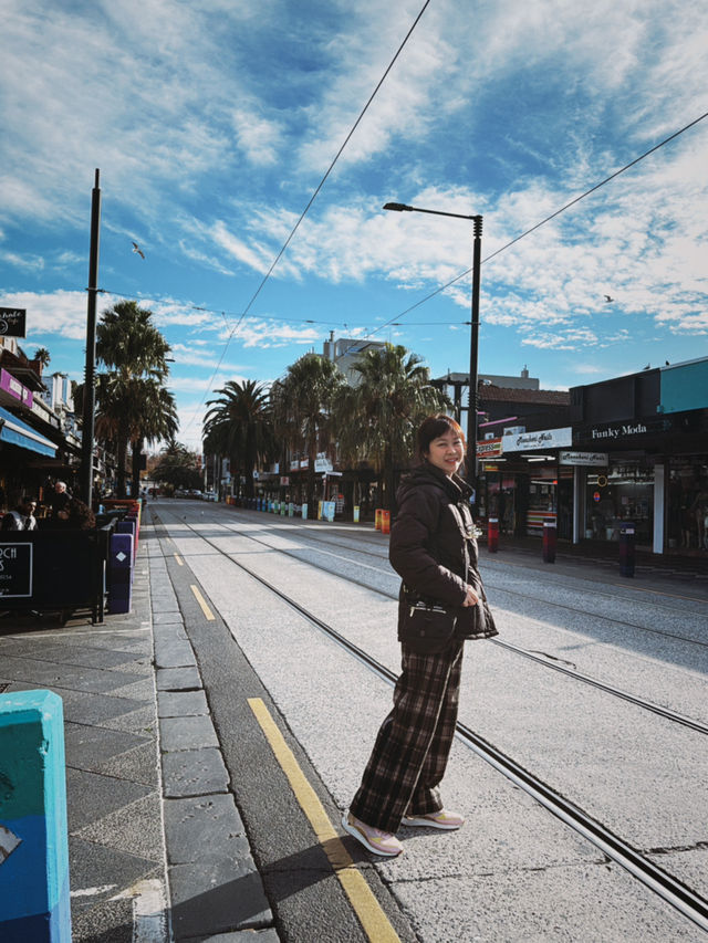 Spent my Sunday exploring one of Melbourne’s most iconic neighbourhoods — St Kilda! ☀️