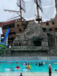 🌈💦 Get Ready to Scream, Splash & Smile – SplashMania at Gamuda Cove! 🎢🌴