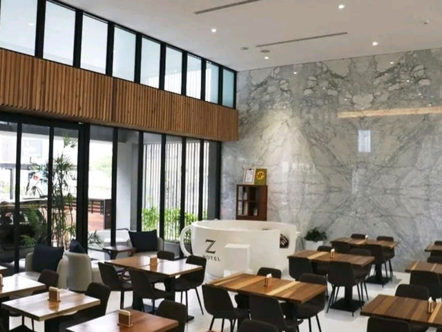 Hotel Z 台中低調奢華系旅店推薦！走路5分鐘到夜市、歐舒丹沐浴品＆電動床超有貴婦感！