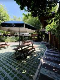 Backstreet House Pattaya ไตล์ Industrial Loft 