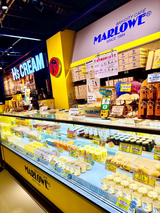 【Yokosuka Port Market いちご よこすかポートマーケット】