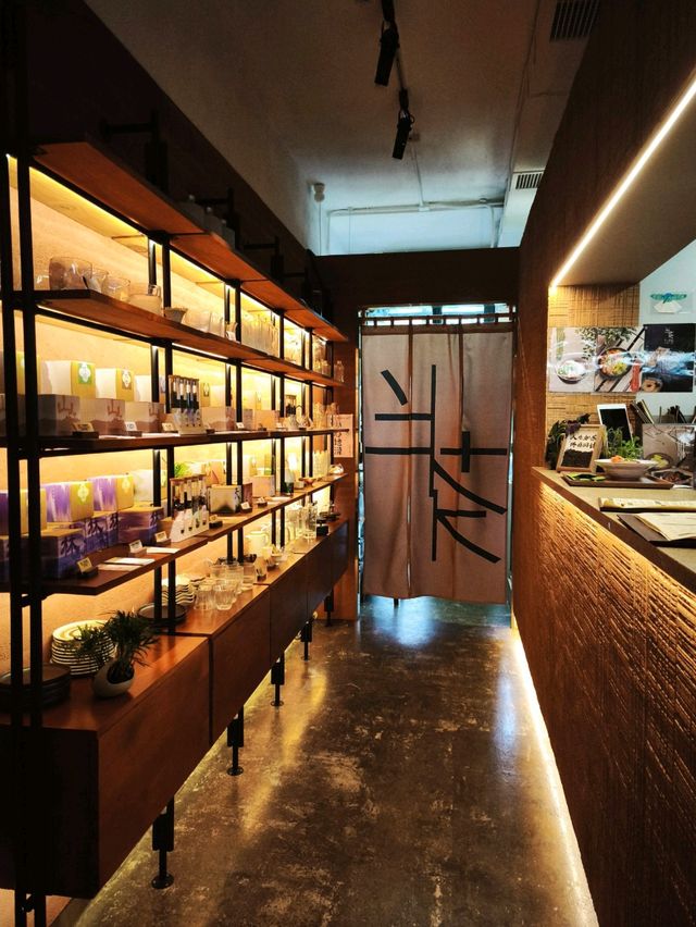環境舒適的新派輕食茶店