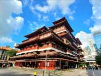 Discover the Buddha Tooth Relic Temple