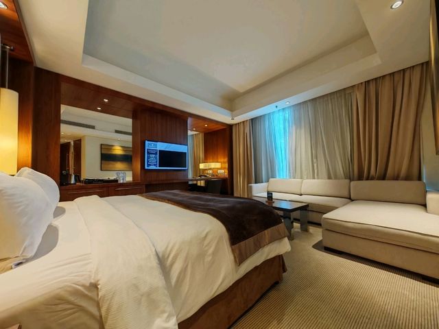Luxury hotel at an affordable price in Dubai