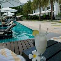Colonial Elegance and Seaside Reverie