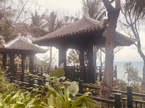 🐒 峴港洲際度假酒店：與猴子鄰居say hi！獨享絕美私人海灘！🌴