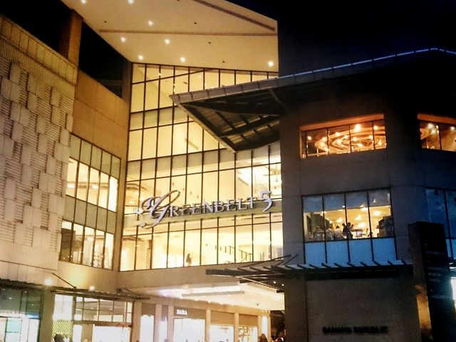 Oasis in The Heart Of Makati. 