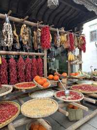 Huangling Village – The Rooftop Wonder of Wuyuan 🌶️