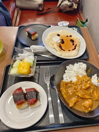 夏威夷吃到飽，檀香山國際機場貴賓室SakuraLounge
