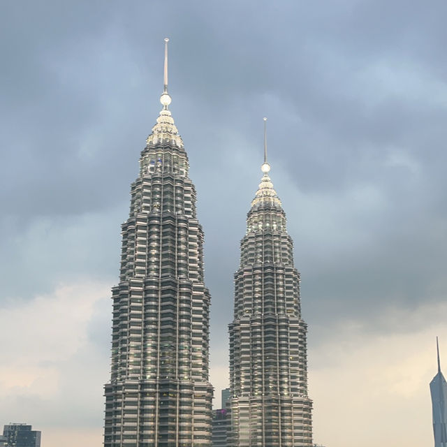 🌃 KL’s Most Underrated Rooftop Gem – ENVI Sky Dining Will Blow You Away!