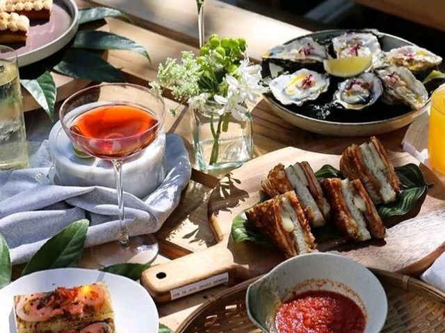 SWANKY SUPPER CLUB @ DEMPSEY HILL