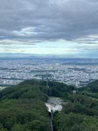 燈火鋪滿城市｜照亮心底最安靜的渴望