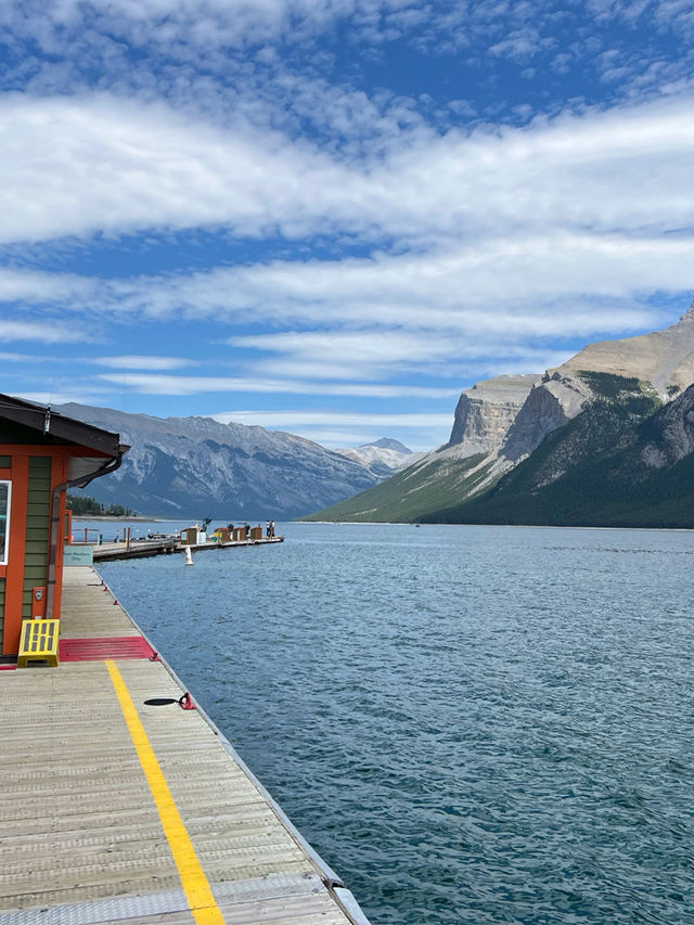 เที่ยวเมือง Banff Canada วิวสวยไร้ที่ติ เที่ยวเมือง Banff Canada วิวสวยไร้ที่ติ