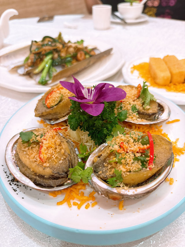 西貢海鮮店連續15年獲獎米芝連一星🌟 西貢海鮮店連續15年獲獎米芝連一星🌟