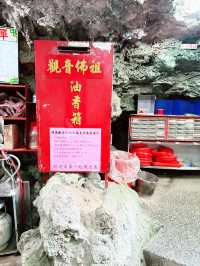 綠島觀音洞｜石觀音的靜默慈容，海島聖境裡的一段清涼心旅