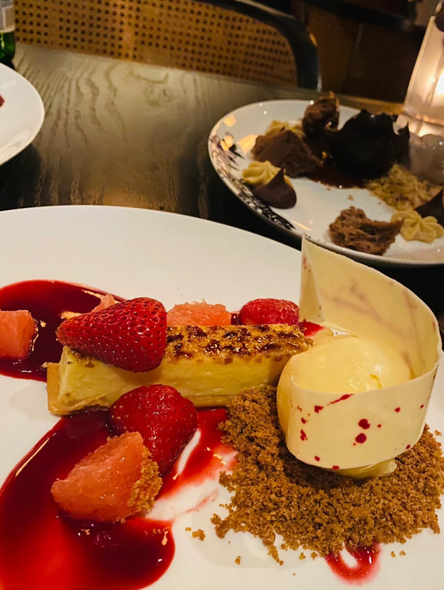 🍽️ FUHU Restaurant — Where Flavour, Drama & Dining Meet 