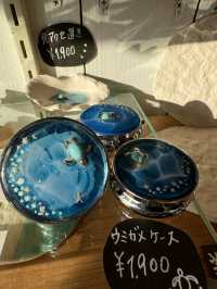 沖繩齋場御嶽周邊｜從聖域到市集的轉身：小物商店裡的祈願與生活之美