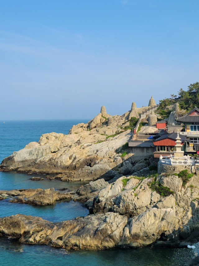부산 해동용궁사, 바다와 함께 걷는 완벽한 하루  부산 해동용궁사, 바다와 함께 걷는 완벽한 하루