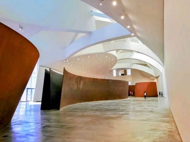 畢爾包 | 古根海姆美術館 Guggenheim Bilbao Museoa：收藏當代藝術的聖殿