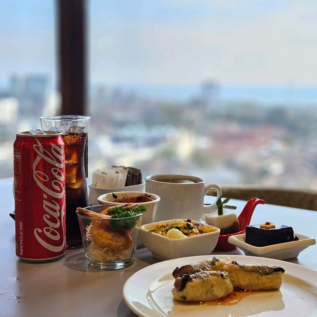 Enjoying Lounge access at Dusit Princess Melaka Enjoying Lounge access at Dusit Princess Melaka
